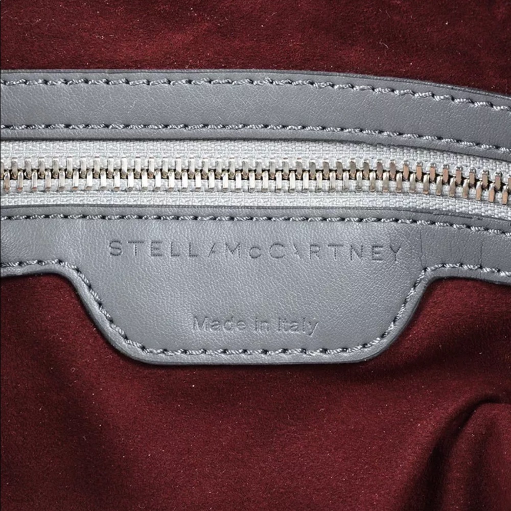 Stella McCartney Quilted ‘Beckett’ Shoulder Bag - Picture 7 of 8